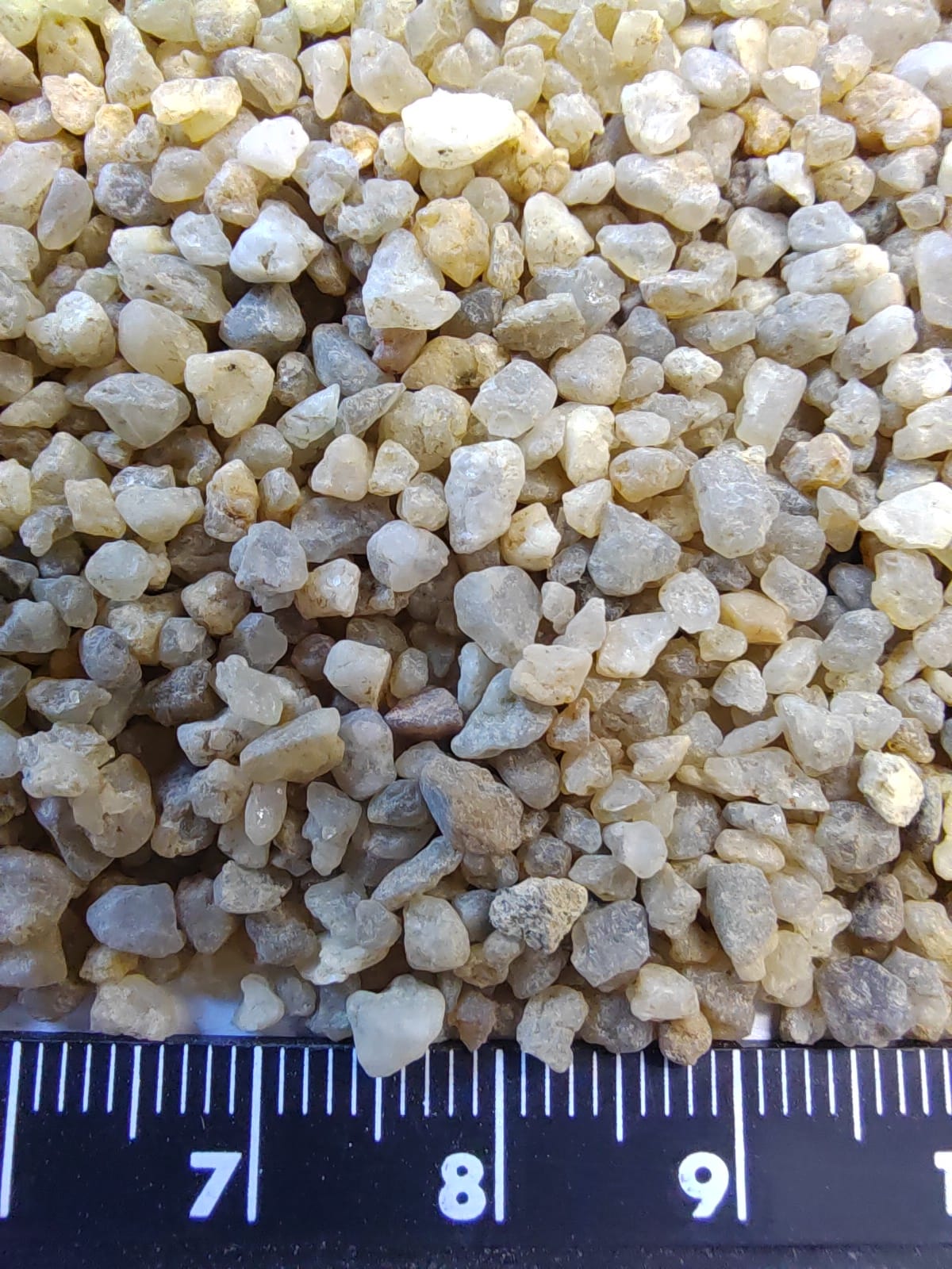 Кварцевый песок для водоподготовки фр. 1,6-3 мм.  купить в Липецке фото 