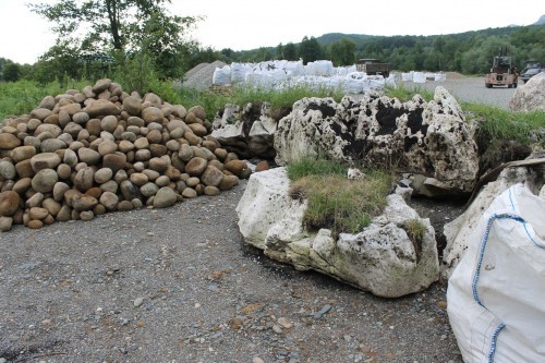  Песчаник ядра, фр. 100-300 мм  купить в Липецке песчаник бежевый серый рыжий речная галька 5 000 руб/т   фото 