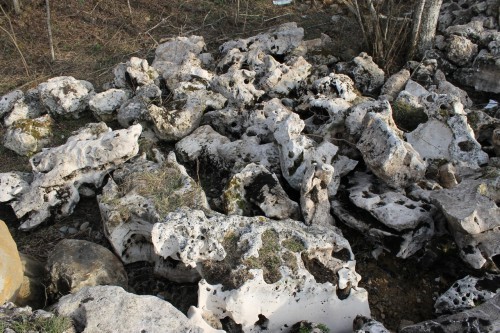  Выветренный известняк (степной) фр. 500-1500 мм.  купить в Липецке    8 500 руб/т   фото 