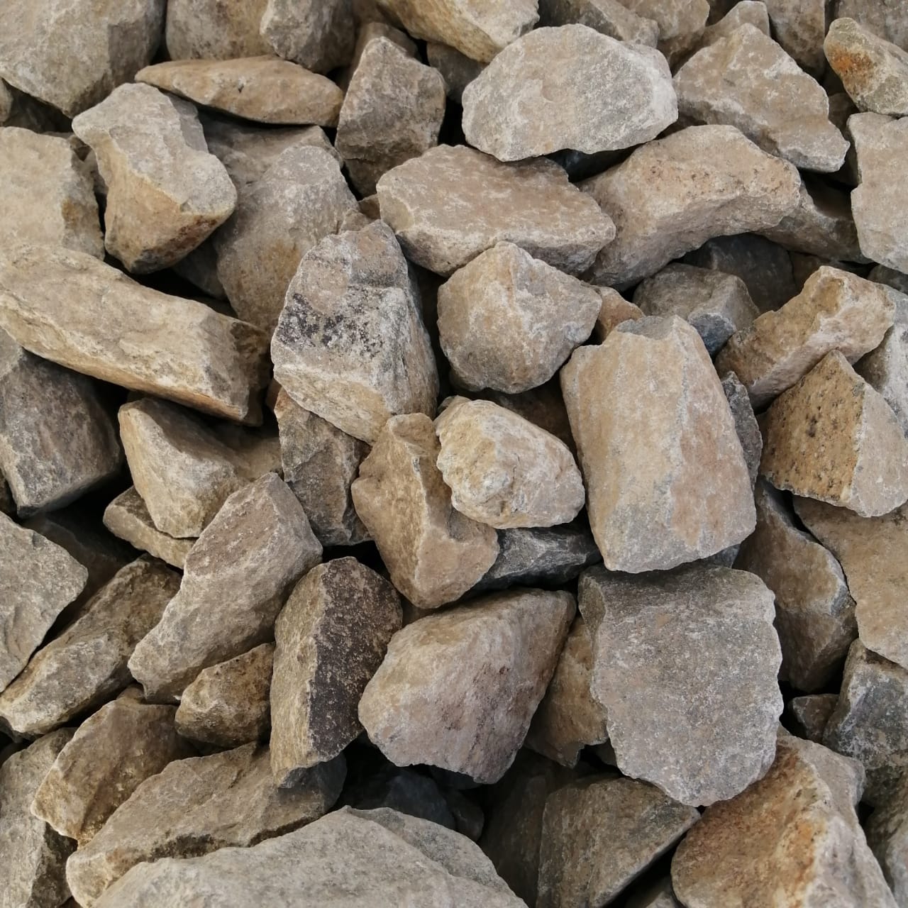 фото Габбро-диабаз  (фр. 70-100 мм)  купить в Липецке в интернет-портале 