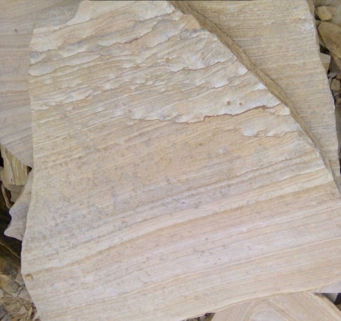  Песчаник пластушка желтый с рисунком (4-6 см)  купить  в Липецке плитняк пластушка желтый с рисунком песчаник 9 000 руб/м3   фото 