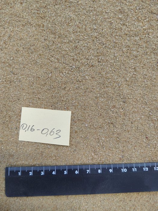 Кварцевый песок для площадок фр. 0,16-0,63 мм.  купить в Липецке фото 