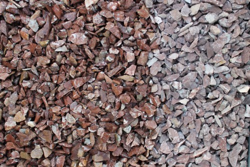  Мраморная крошка (щебень крошка розовый) фр. 10-20 мм.  купить  в Липецке мрамор розовый, красный каменная декоративная крошка ландшафтная 7700 руб/т   фото 