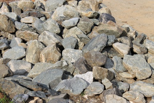  Гранит скальник (серо-зеленый) фр. 100-500 мм.  купить в Липецке гранит зеленый, серый, салатовый крупный ландшафтный валун 6 000 руб/т   фото 