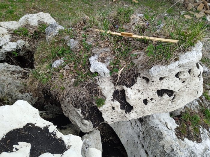 Выветренный известняк (степной) фр. 500-1500 мм.  купить в Липецке    8 500 руб/т   фото 