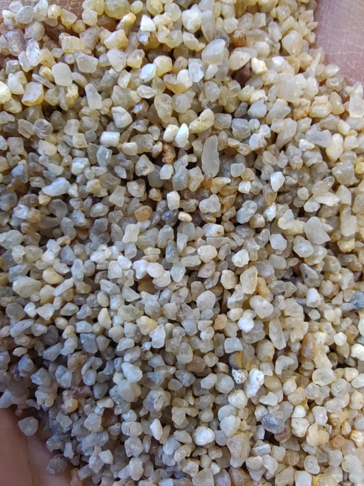 Кварцевый песок для водоподготовки фр. 1,6-3 мм.  купить в Липецке фото 